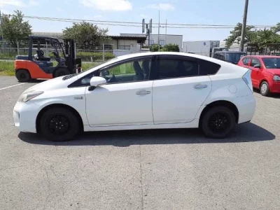 Toyota PRIUS PHV
