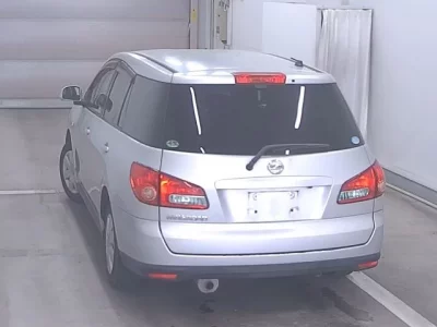 Nissan WINGROAD