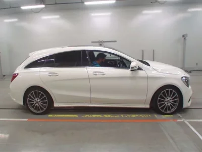 Mercedes-Benz CLA CLASS