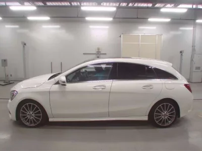 Mercedes-Benz CLA CLASS