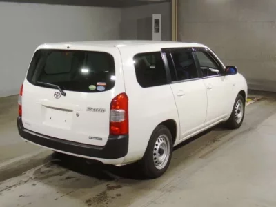 Toyota SUCCEED