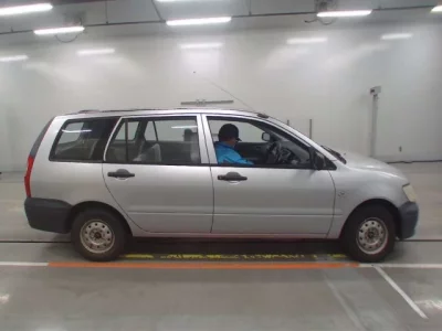 Mitsubishi LANCER VAN