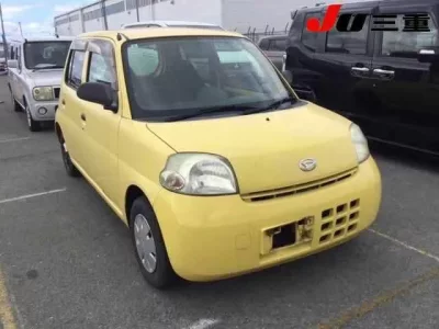 Daihatsu Esse