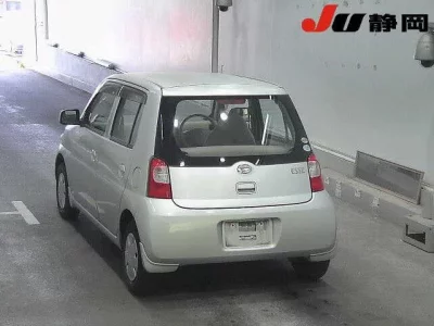 Daihatsu Esse