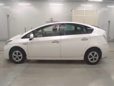Toyota PRIUS PHV