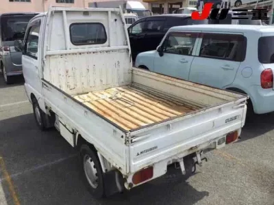 Mitsubishi MINICAB TRUCK