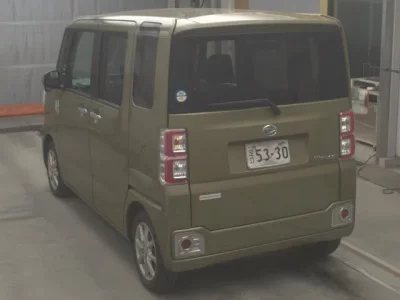 Daihatsu WAKE
