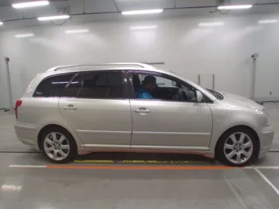 Toyota AVENSIS WAGON