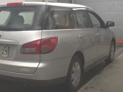 Nissan WINGROAD
