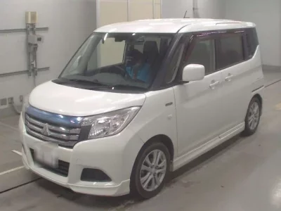 Mitsubishi DELICA D2