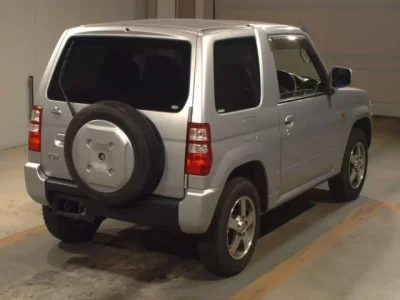 Nissan KIX