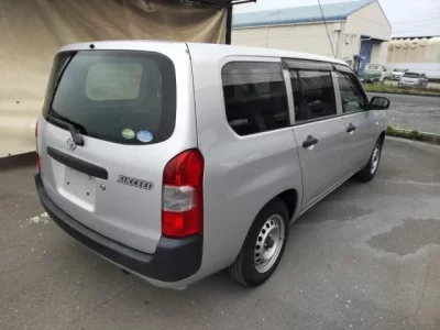 Toyota SUCCEED