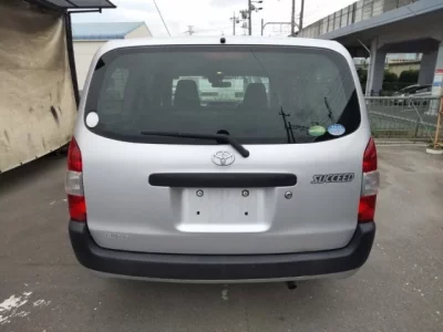 Toyota SUCCEED