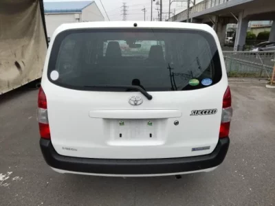 Toyota SUCCEED