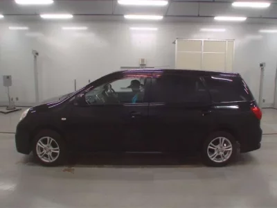 Nissan WINGROAD