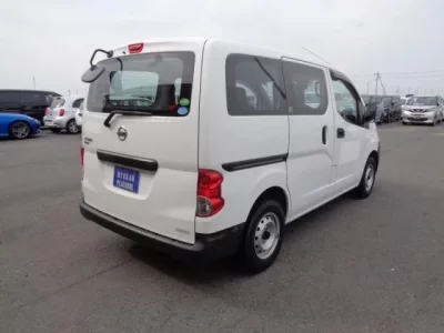Nissan NV200