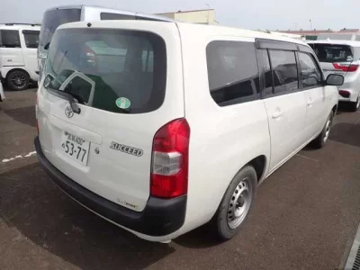 Toyota SUCCEED