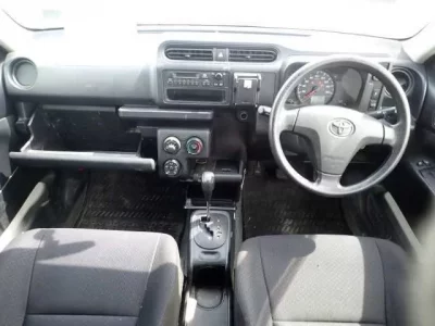 Toyota SUCCEED