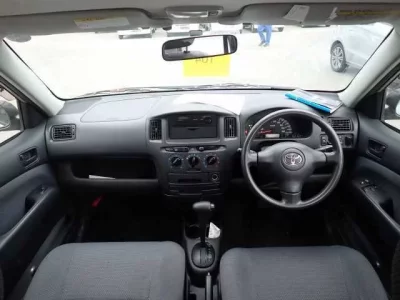 Toyota SUCCEED