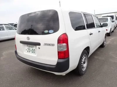 Toyota SUCCEED