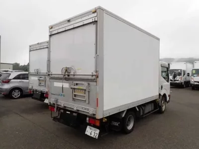 Nissan ATLAS
