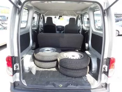 Nissan NV200