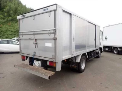 Isuzu ELF