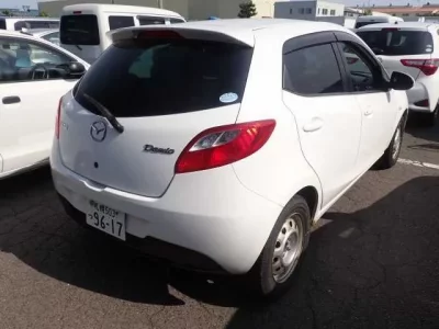 Mazda DEMIO