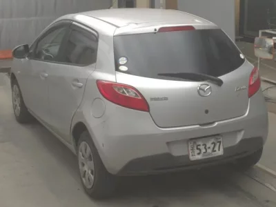 Mazda DEMIO