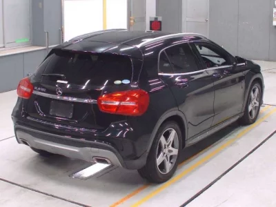 Mercedes-Benz GLA CLASS
