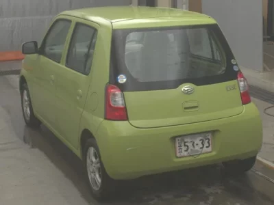 Daihatsu Esse