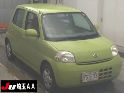 Daihatsu Esse