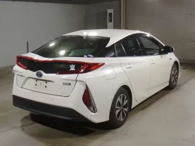 Toyota PRIUS PHV