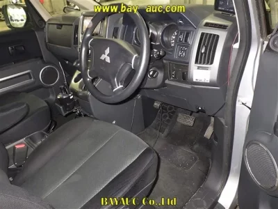 Mitsubishi DELICA D5