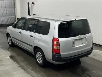 Toyota SUCCEED