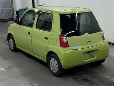 Daihatsu Esse