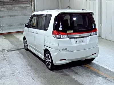 Mitsubishi DELICA D2