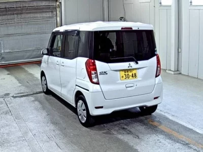 Mitsubishi EK SPACE