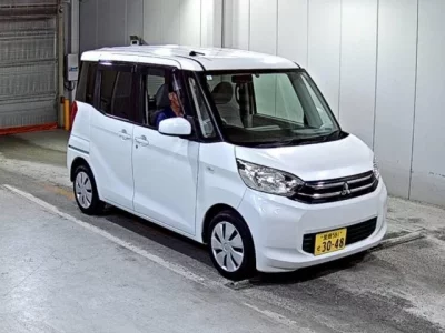 Mitsubishi EK SPACE