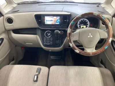 Mitsubishi EK SPACE