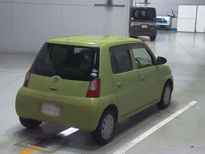 Daihatsu Esse