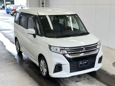 Mitsubishi DELICA D2