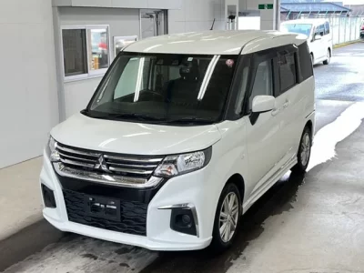 Mitsubishi DELICA D2
