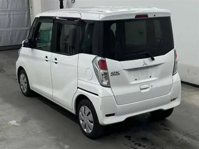 Mitsubishi EK SPACE