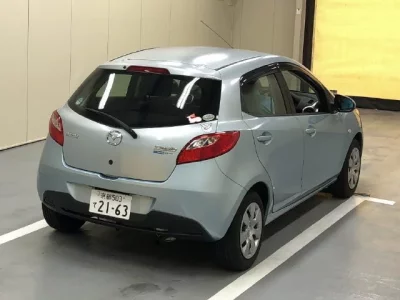 Mazda DEMIO