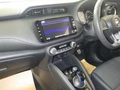 Nissan KIX