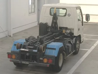 Isuzu ELF