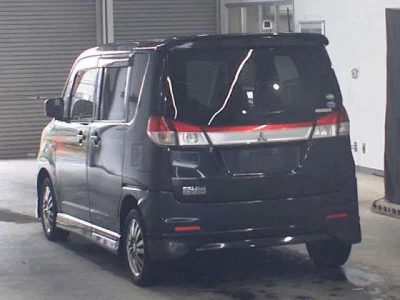 Mitsubishi DELICA D2