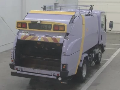 Isuzu ELF