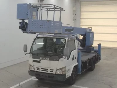 Isuzu ELF